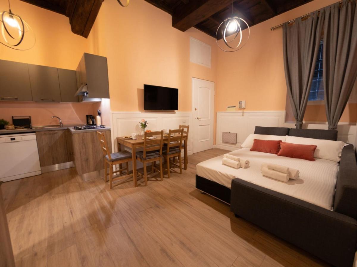 The Best Rent - Apartment near Fontana di Trevi Roma Esterno foto